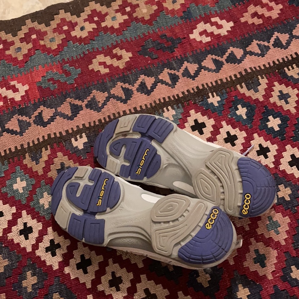 Great Condition Ecco Boom. Performance Train - image 4